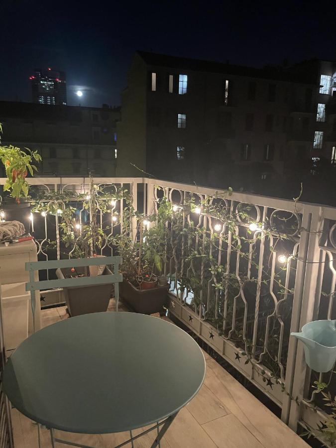 Isola - Bright 2-room With Balcony Milán